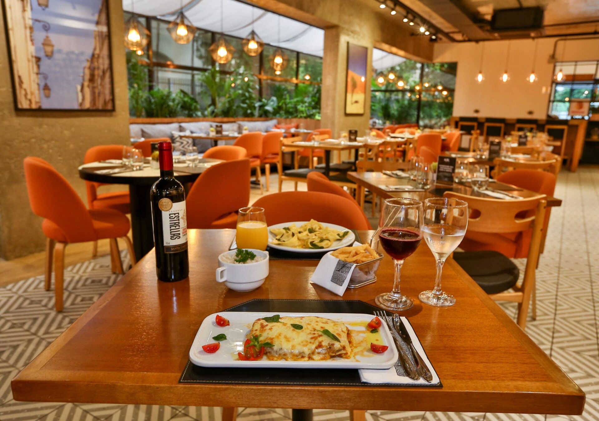用餐