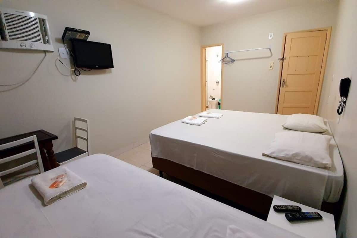 标准三人房 | 1 多间卧室、免费 WiFi、床单