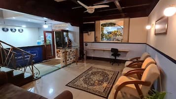 Economy Twin Room, 2 Single Beds | 1 bedroom, free WiFi, bed sheets