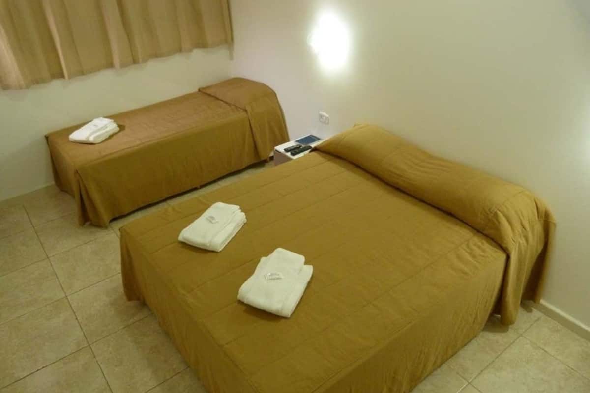 Wifi gratis y ropa de cama