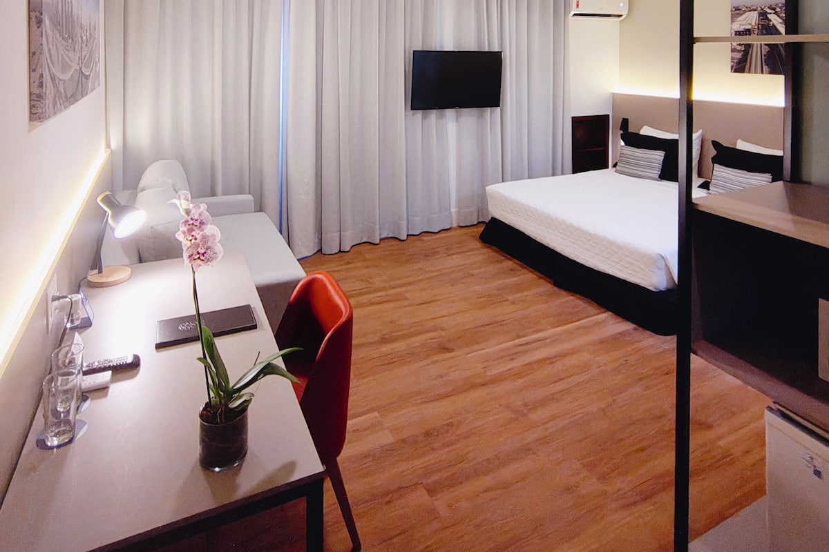Standard Studio, 1 Double Bed with Sofa bed | Minibar, in-room safe, desk, laptop workspace