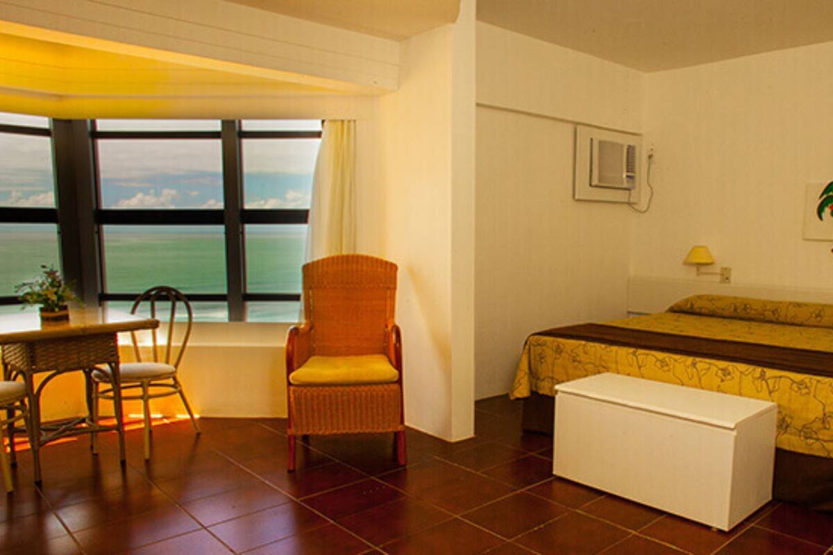 1 chambre, minibar, coffres-forts dans les chambres, bureau