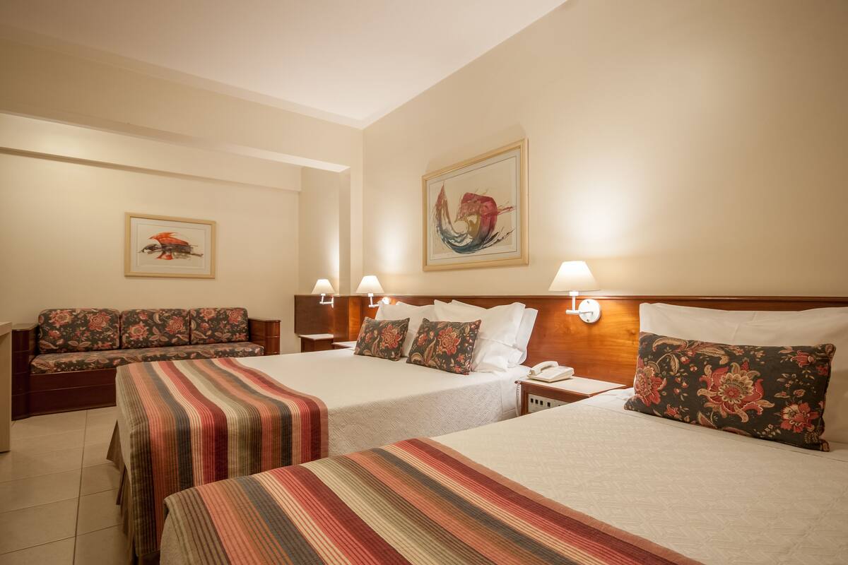 19 bedrooms, hypo-allergenic bedding available, minibar, desk