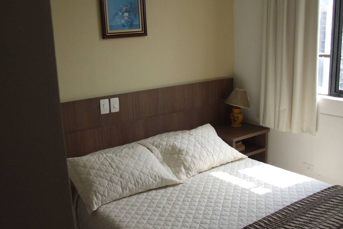 Minibar, Schreibtisch, laptopgeeigneter Arbeitsplatz