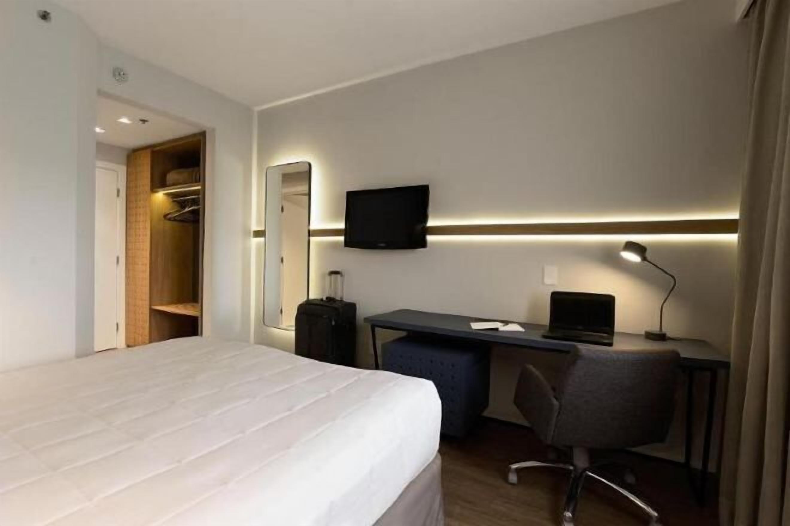 Minibar, in-room safe, desk, blackout drapes