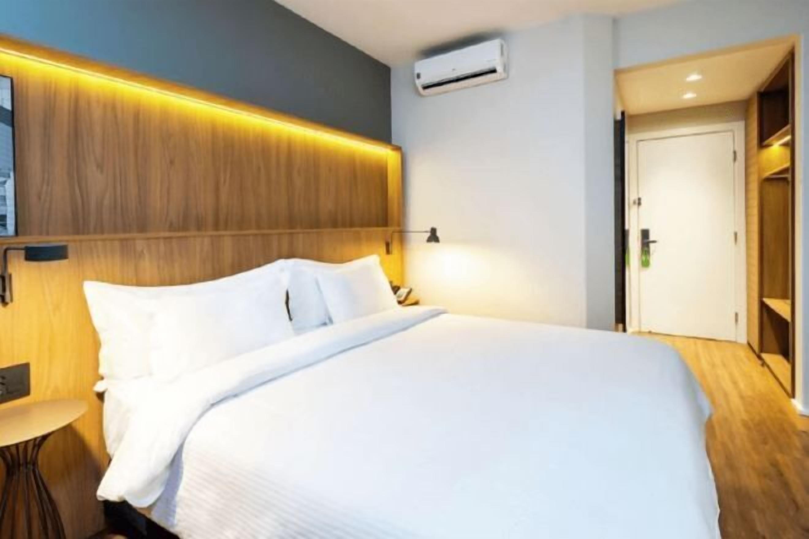 Minibar, in-room safe, desk, blackout drapes