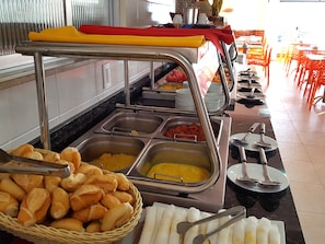 Gratis frukostbuffé varje dag