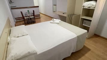 Deluxe Double Room, 1 Queen Bed, City View | In-room safe, desk, free WiFi, bed sheets