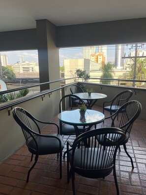 Terrace/patio - Harbor Self Buriti Suites Hotel (Campo Grande)