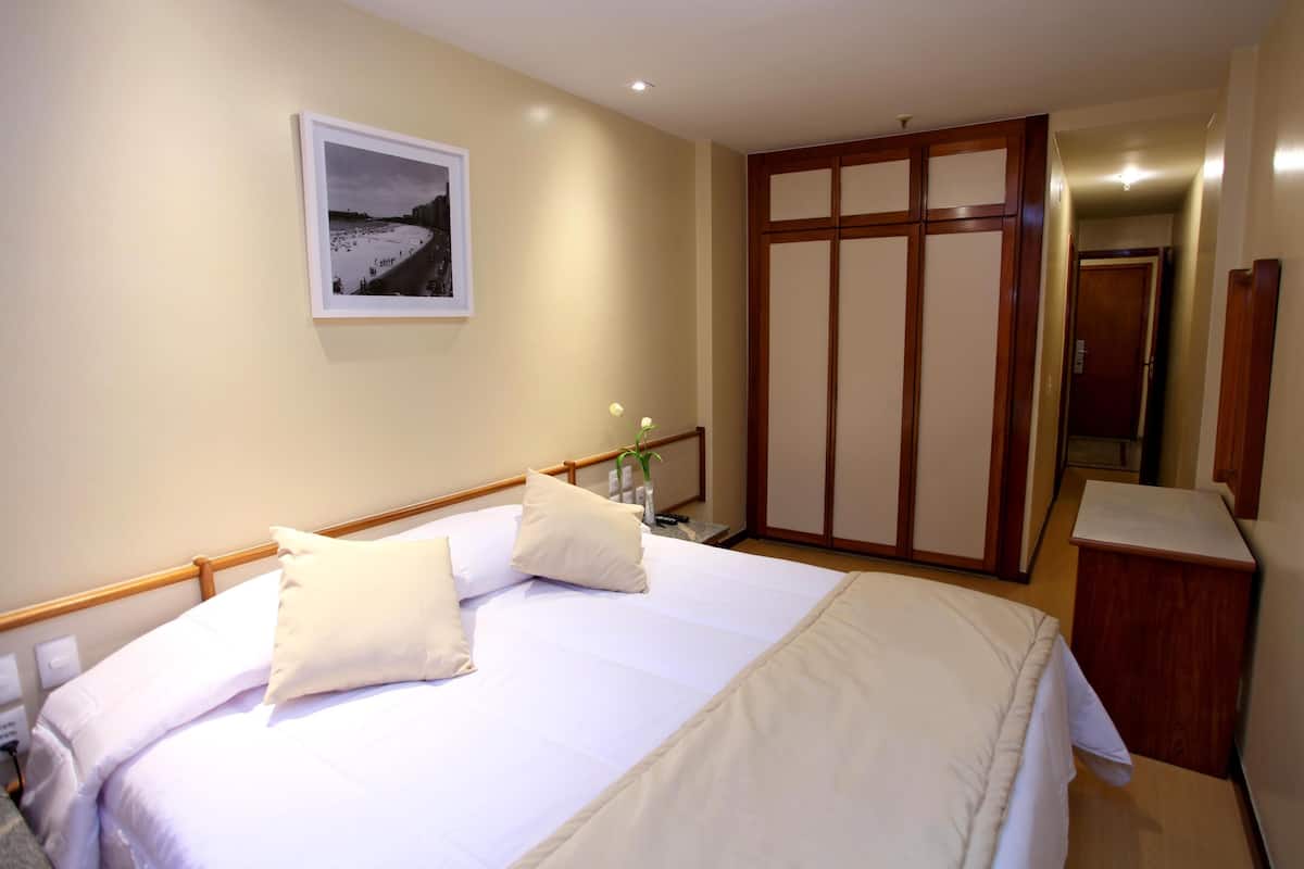 1 Schlafzimmer, Allergikerbettwaren, Minibar, Zimmersafe