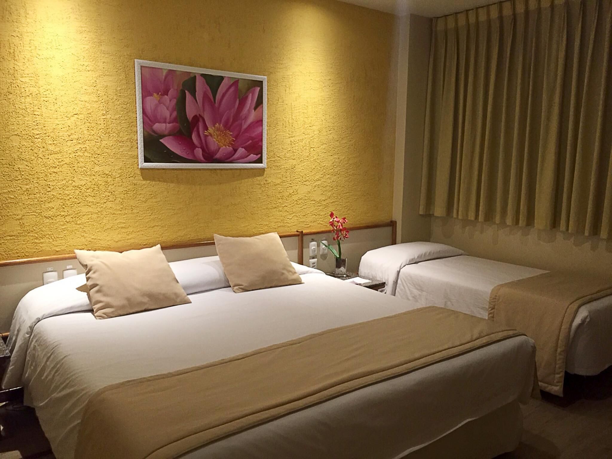 Allergikerbettwaren, Minibar, Zimmersafe, kostenloses WLAN