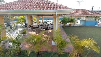 Grill- och picknickomrÄde