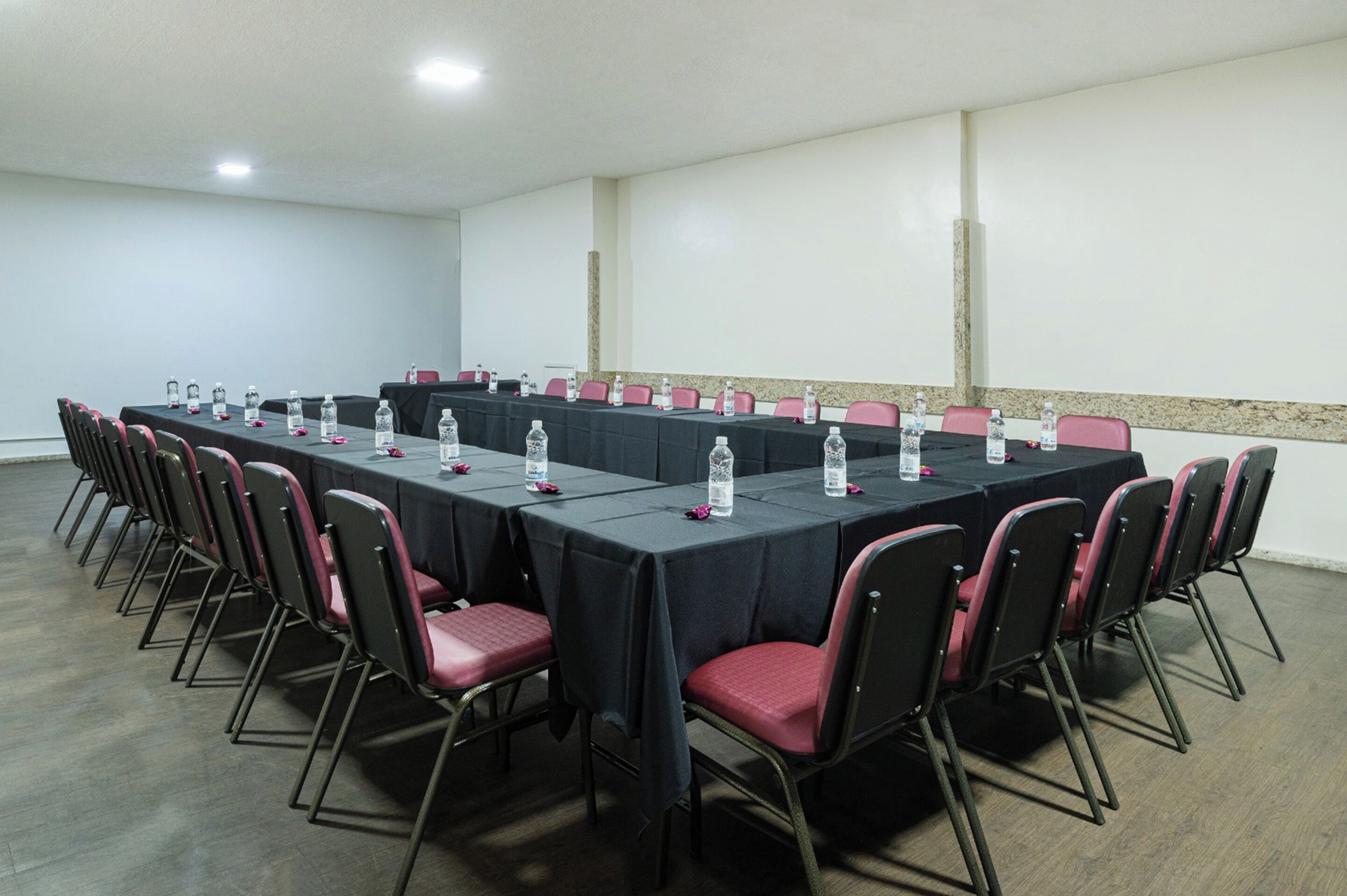 Toplantı salonu/imkânları
