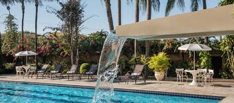 Hotel Nacional Distributed by Intercity