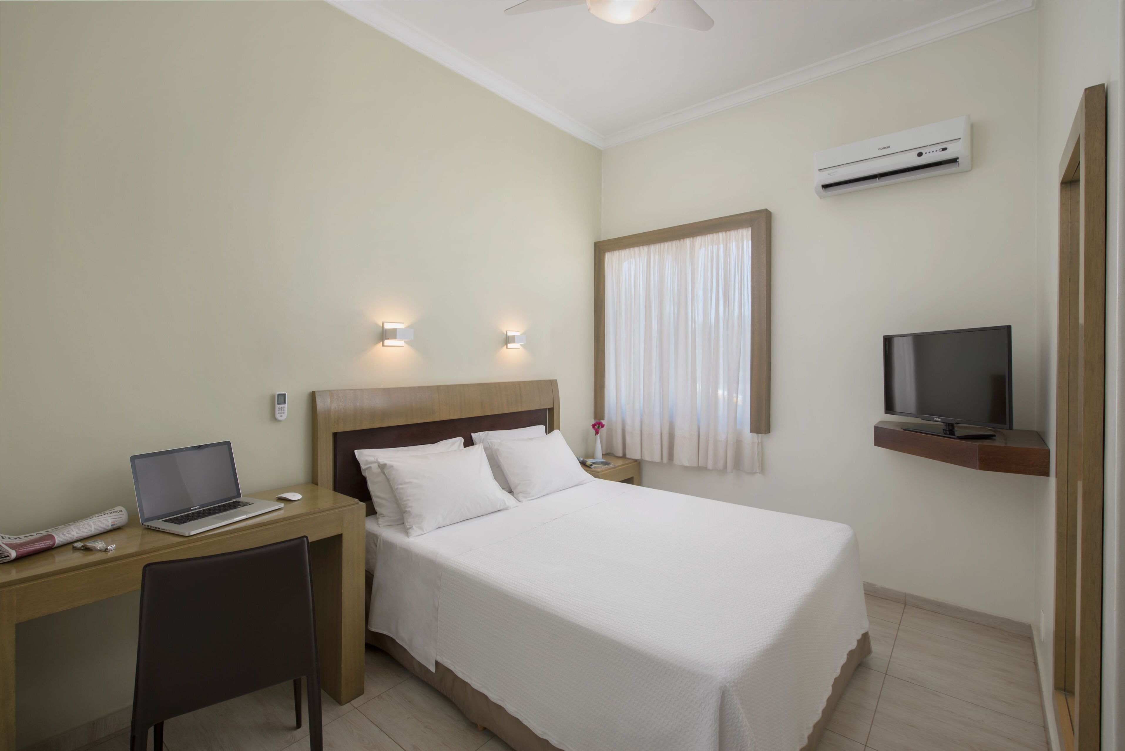 Minibar, in-room safe, desk, laptop workspace