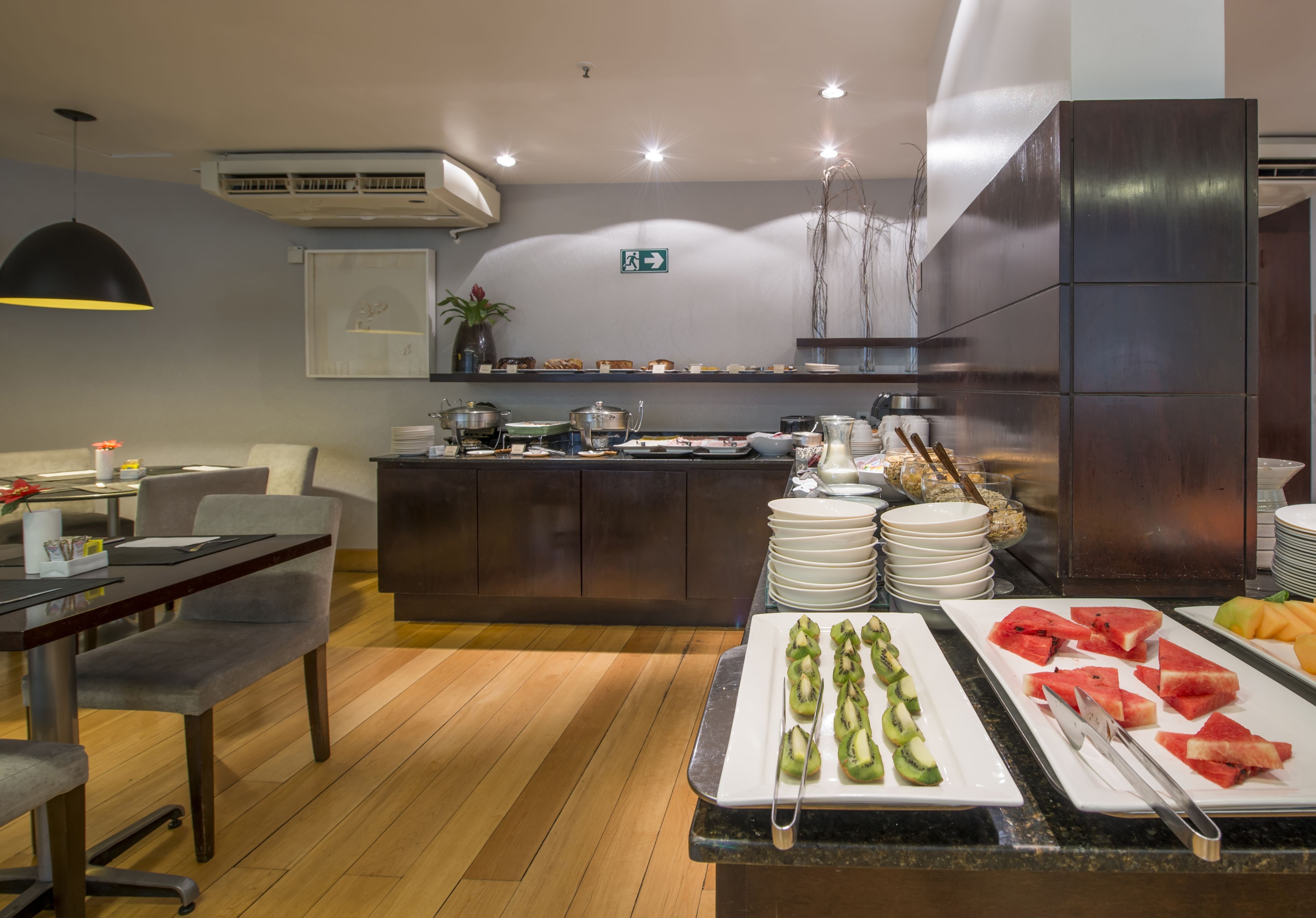 Breakfast area