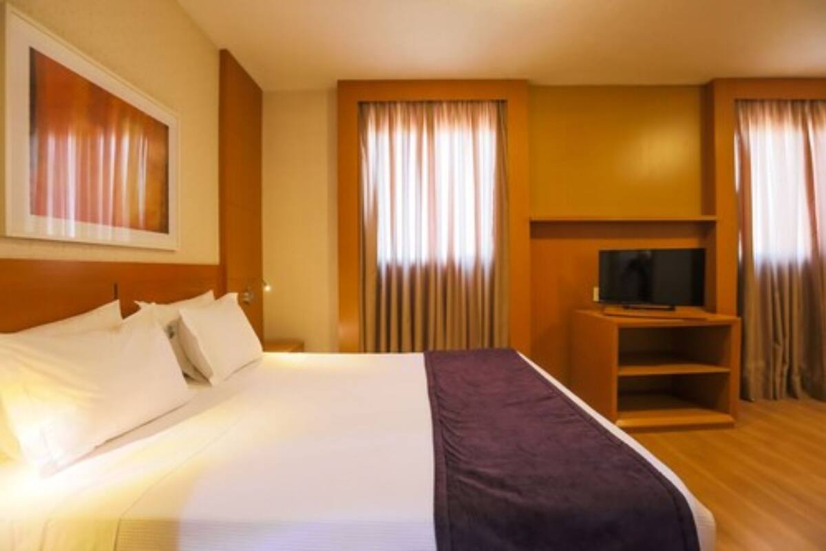 Minibar, in-room safe, blackout drapes, soundproofing