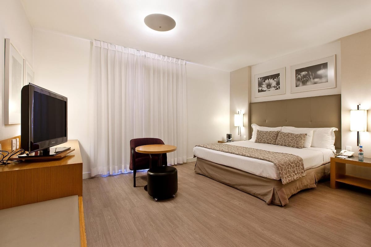 1 bedroom, minibar, in-room safe, desk