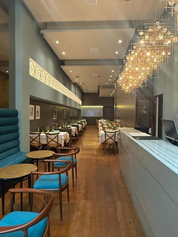 供應早餐及午餐；巴西菜