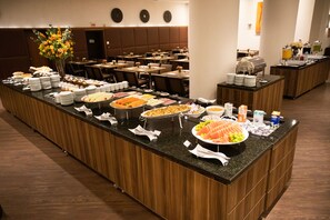 Free daily continental breakfast - Bourbon Convention Hotel Joinville (Joinville)