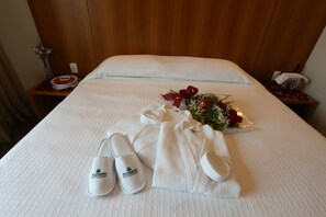 Premium bedding, minibar, in-room safe, desk