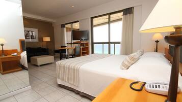 Suite, Partial Sea View | In-room safe, free WiFi