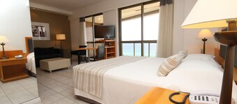 Promenade Casa Del Mar