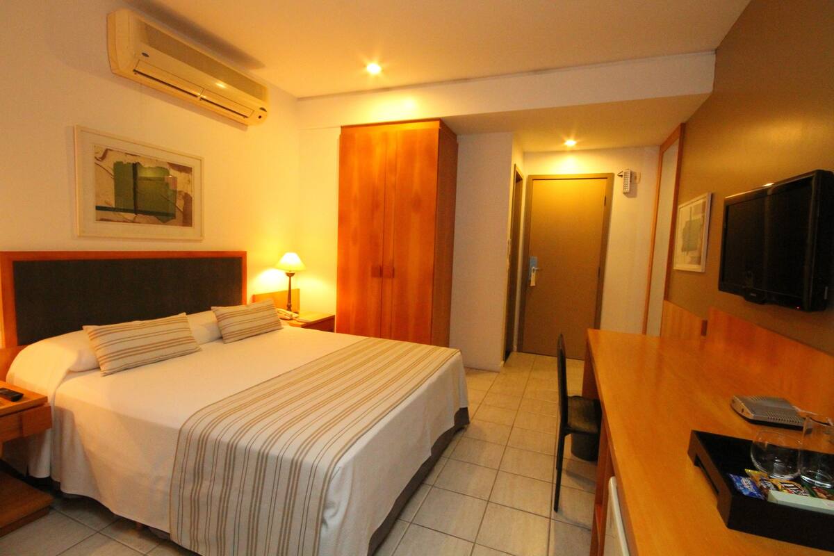 Double Room | In-room safe, WiFi (free)