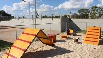 Pet-friendly amenities