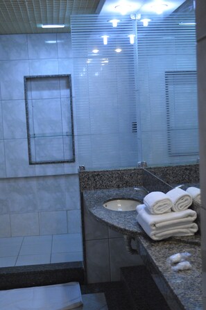 Bathroom - Metrópole Rio Hotel (Rio de Janeiro)