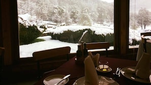 Breakfast and lunch served  - Malalcahuello Thermal Hotel & Spa (Curacautin)
