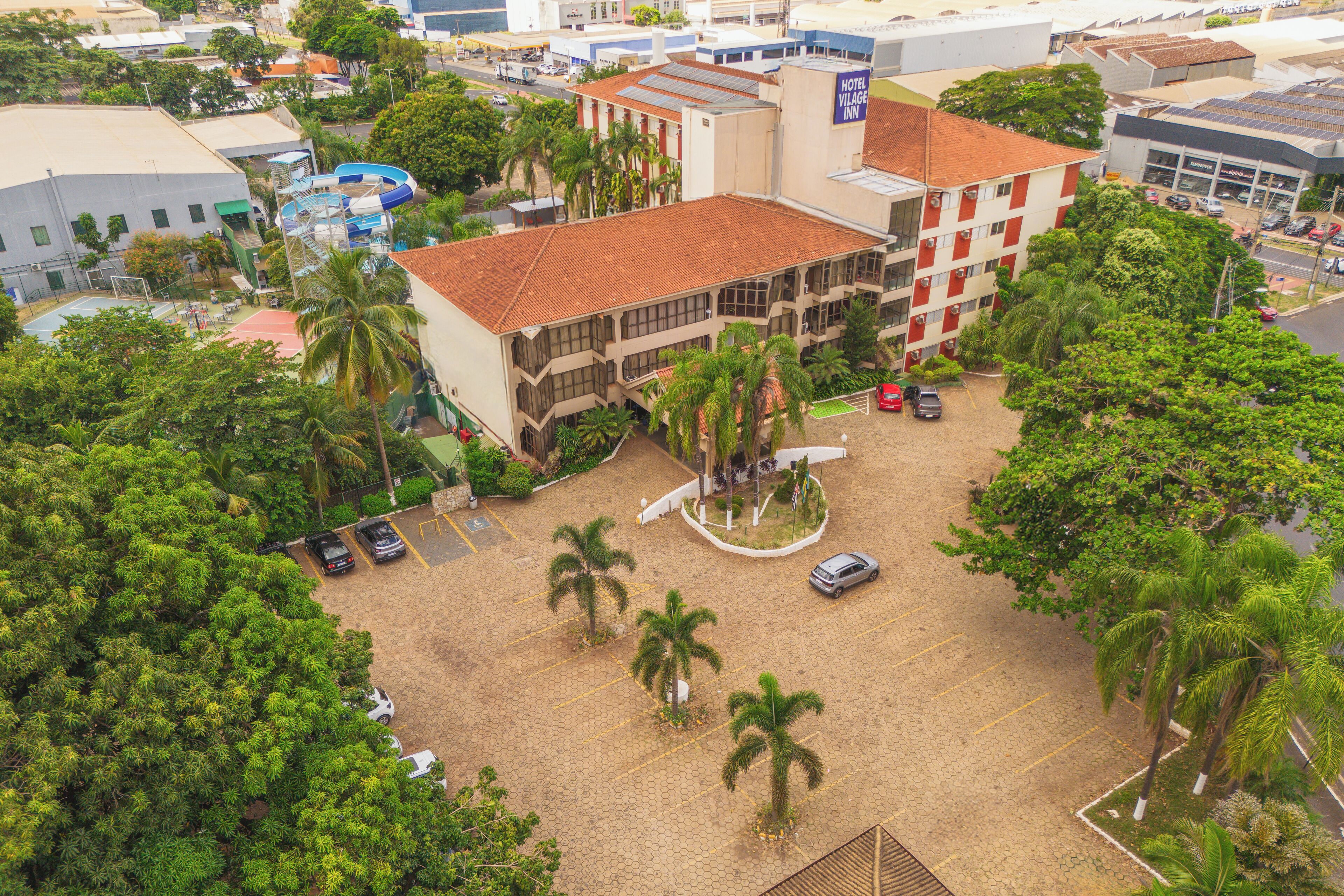 واجهة المنشأة