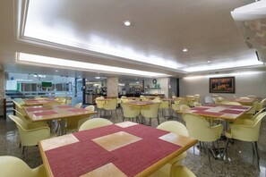 Restaurant - Hotel Nacional Inn Aeroporto Recife  (Recife)