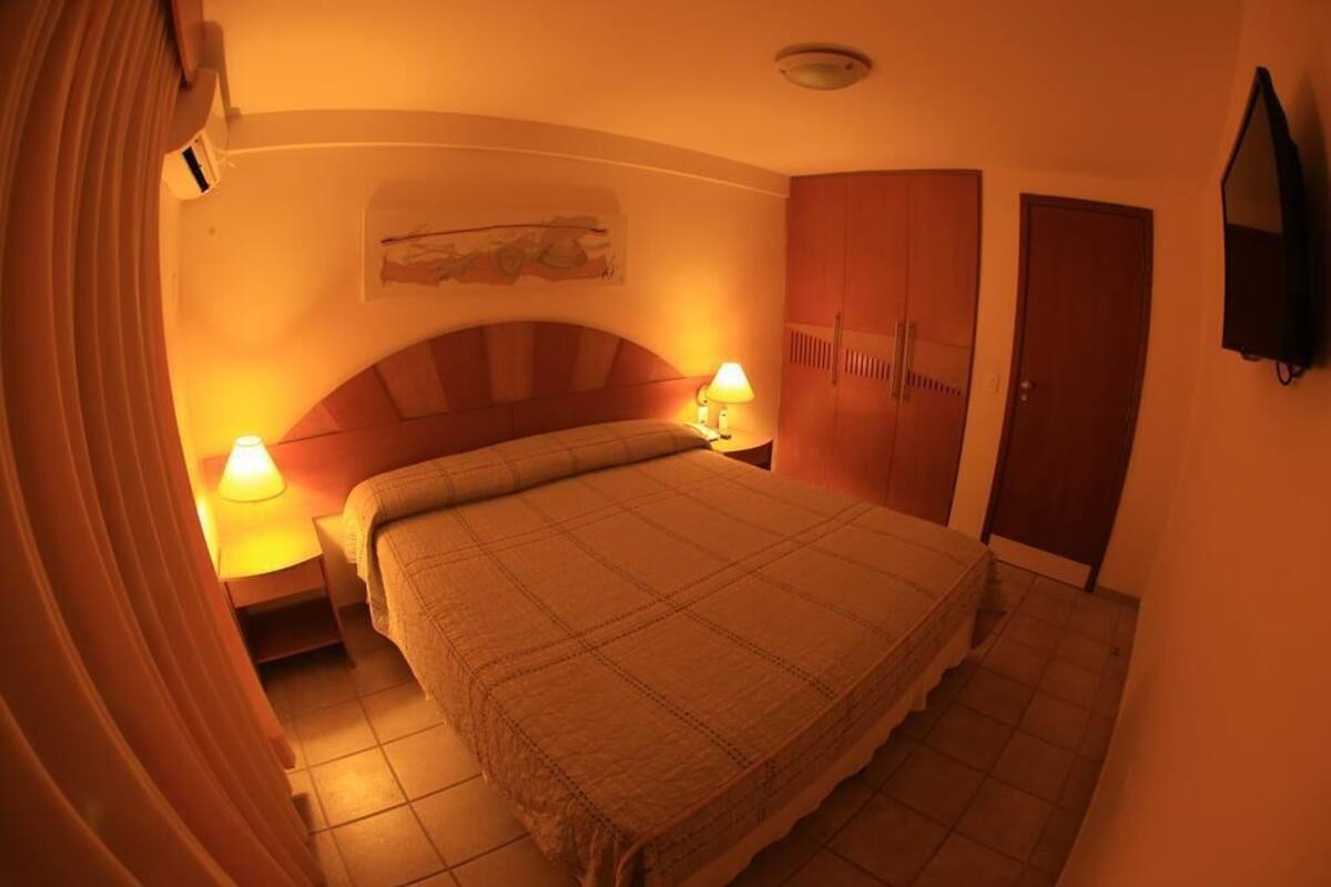 Minibar, una cassaforte in camera, una scrivania, tende oscuranti