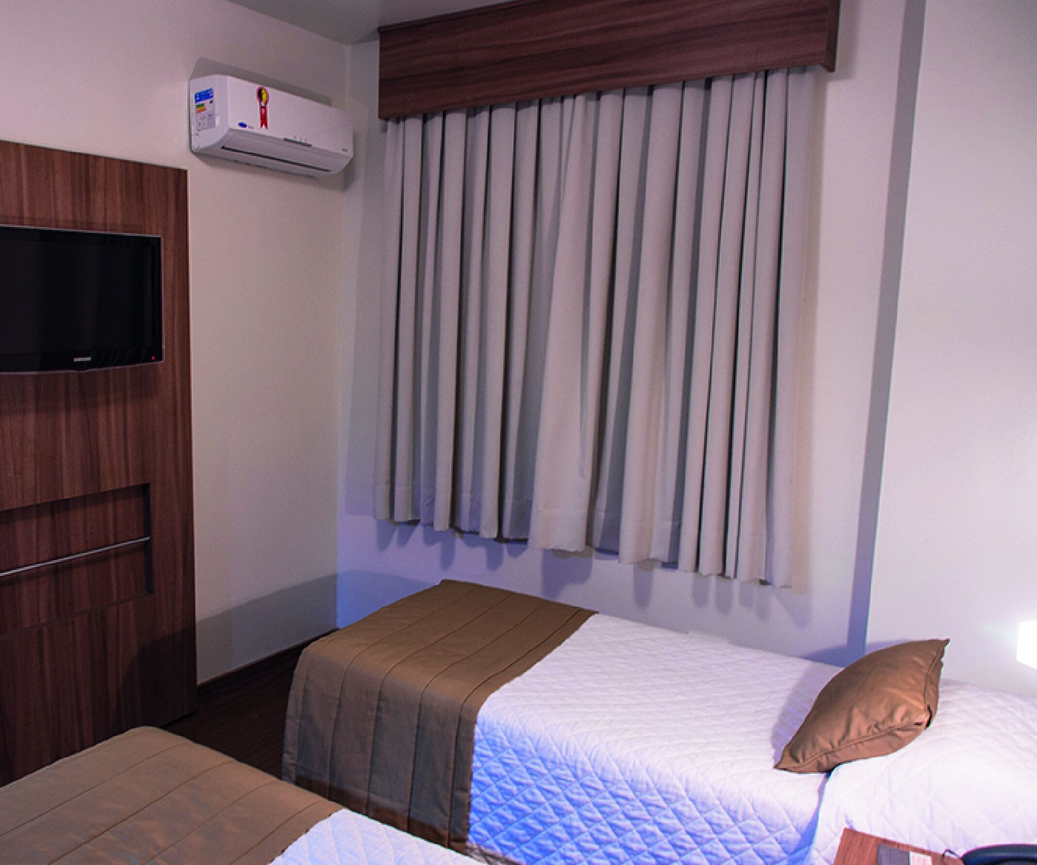 Foto - Hotel Continental Business - 200 metros do Complexo Hospitalar Santa Casa