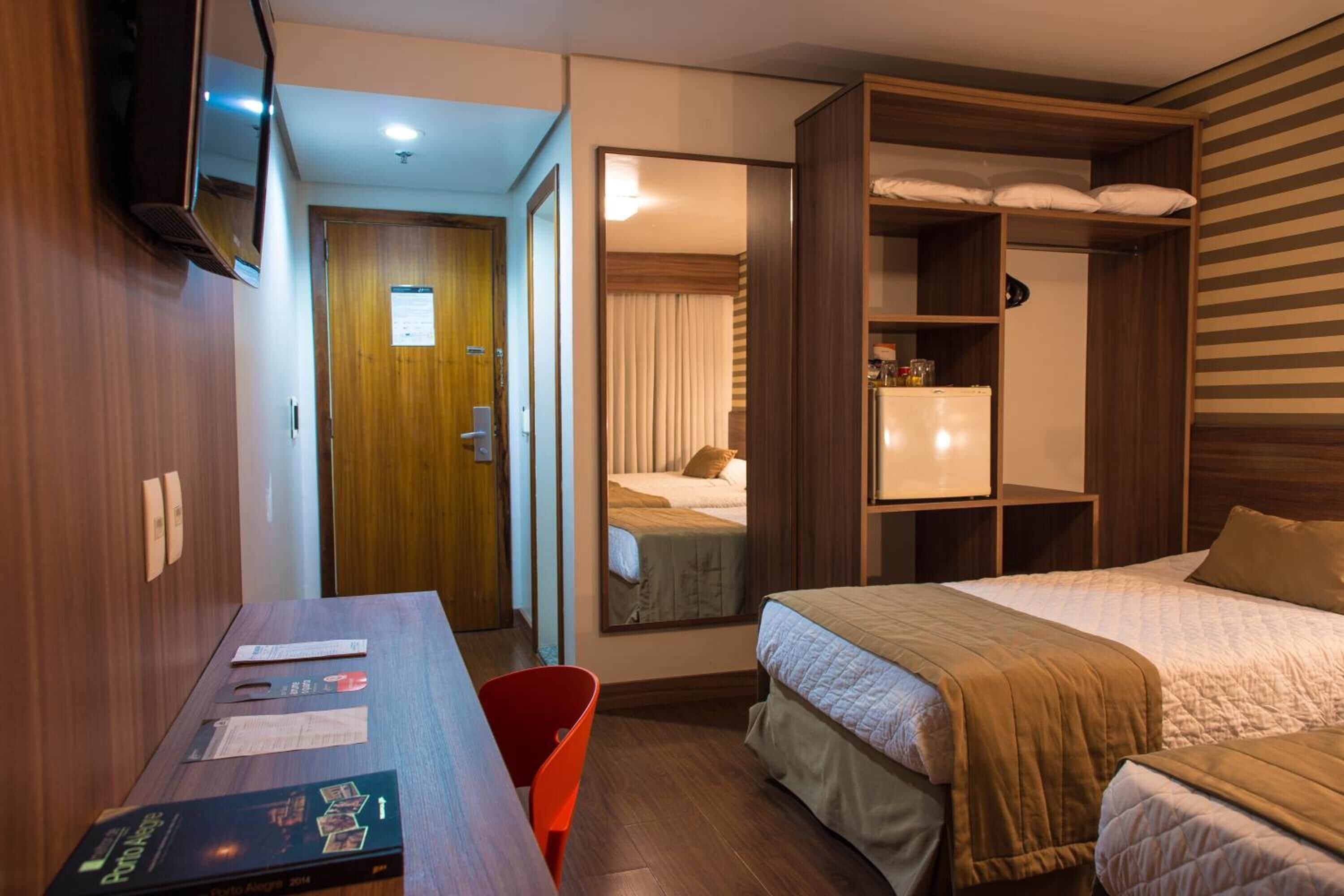 Foto - Hotel Continental Business - 200 metros do Complexo Hospitalar Santa Casa