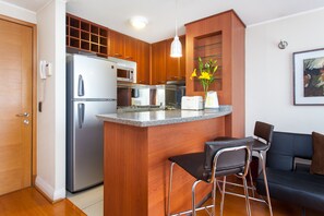 スーペリア アパートメント | 専用キッチン | 冷蔵庫、電子レンジ、コーヒー / ティーメーカー、電気ポット