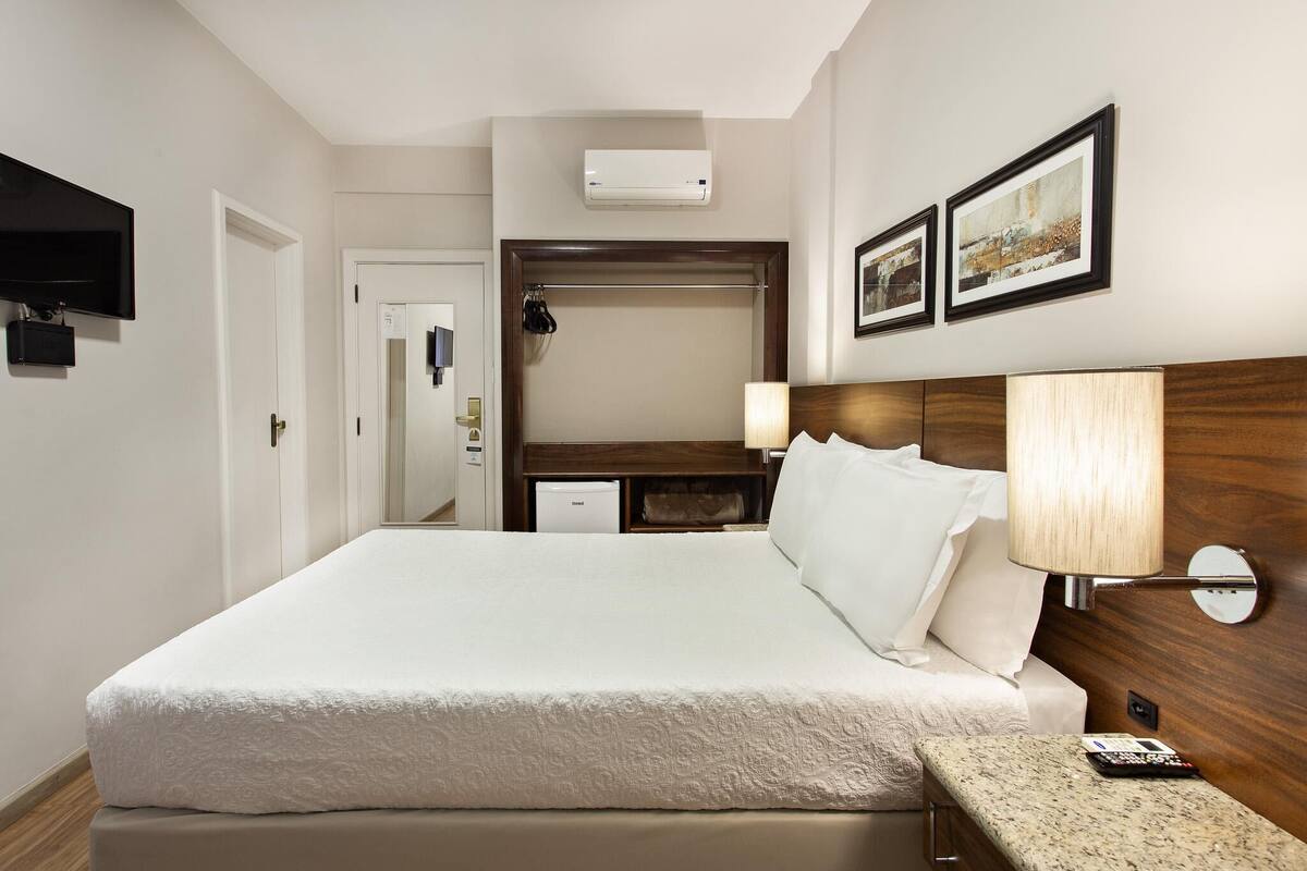Free minibar items, desk, laptop workspace, free WiFi