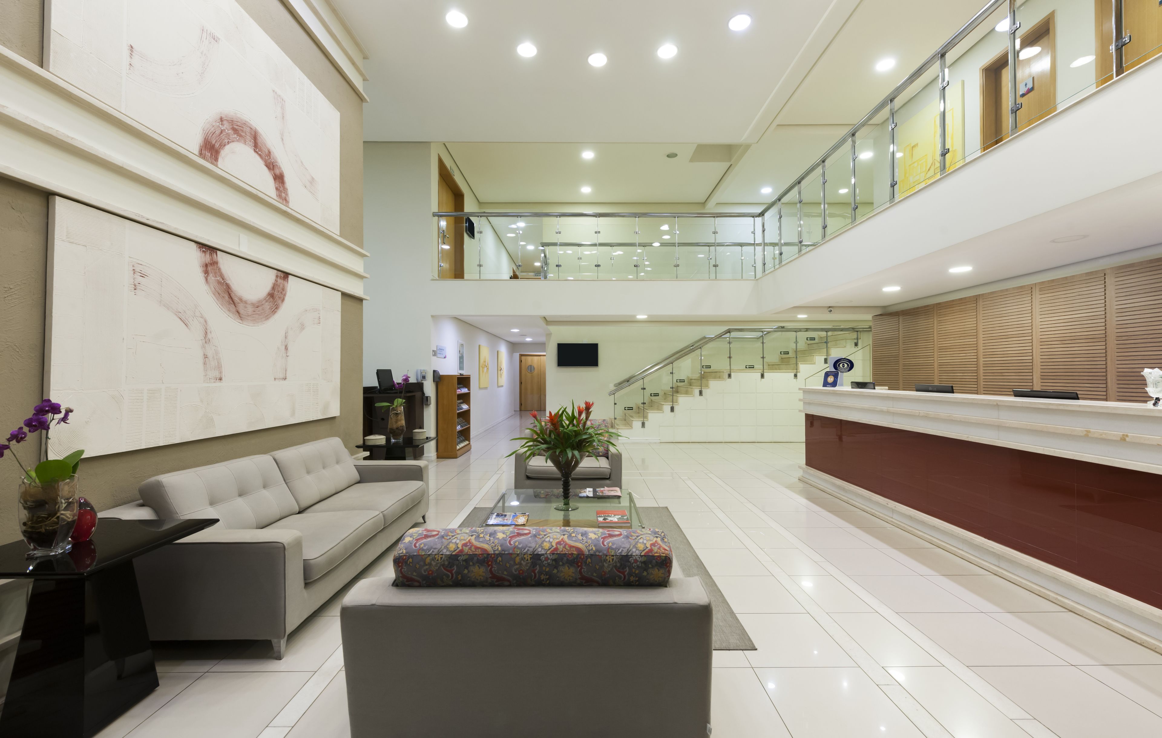 入住/退房自助服務機