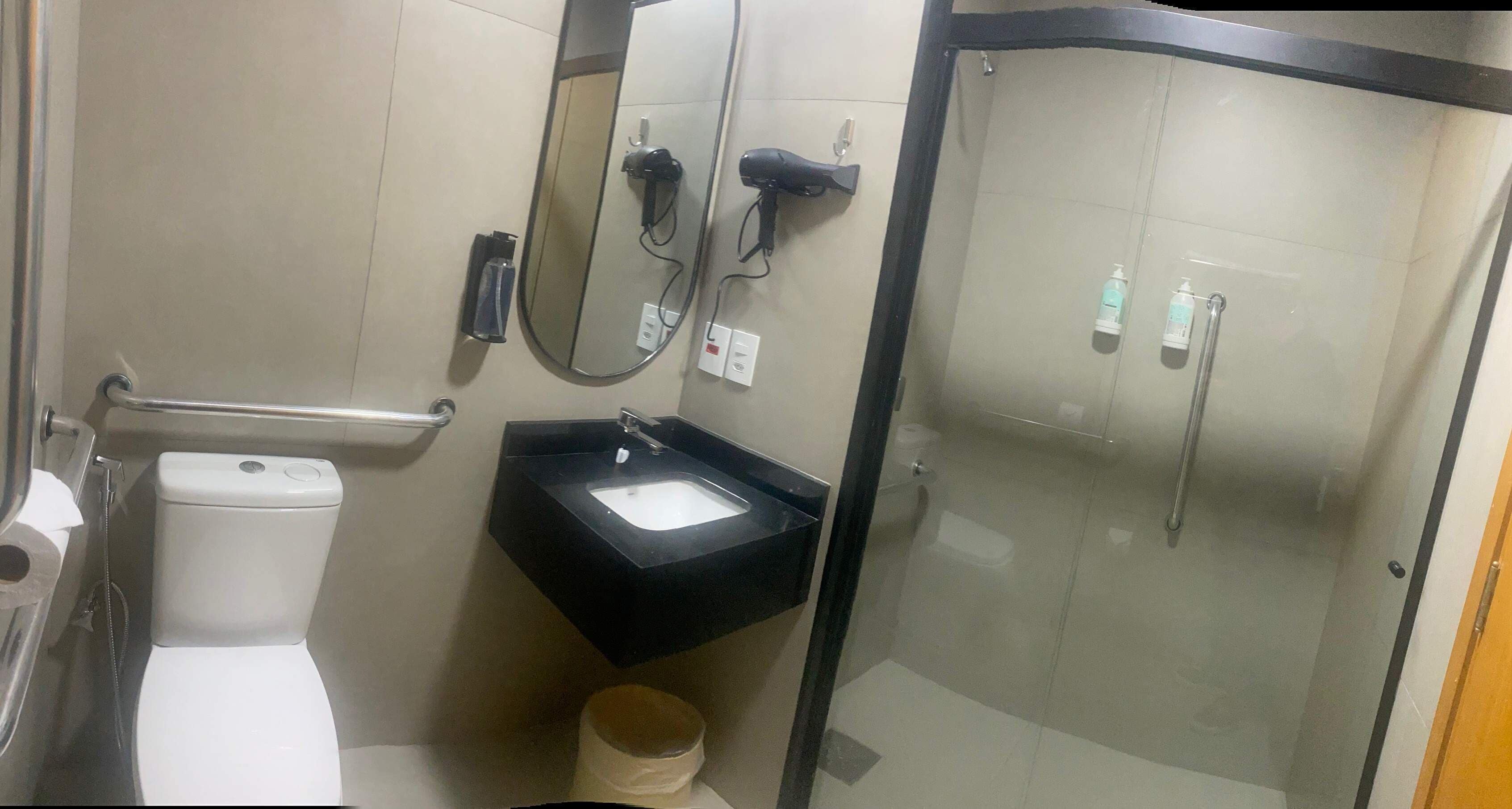 shower, free toiletries, hair dryer, towels