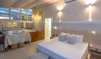 Ropa de cama de alta calidad y minibar