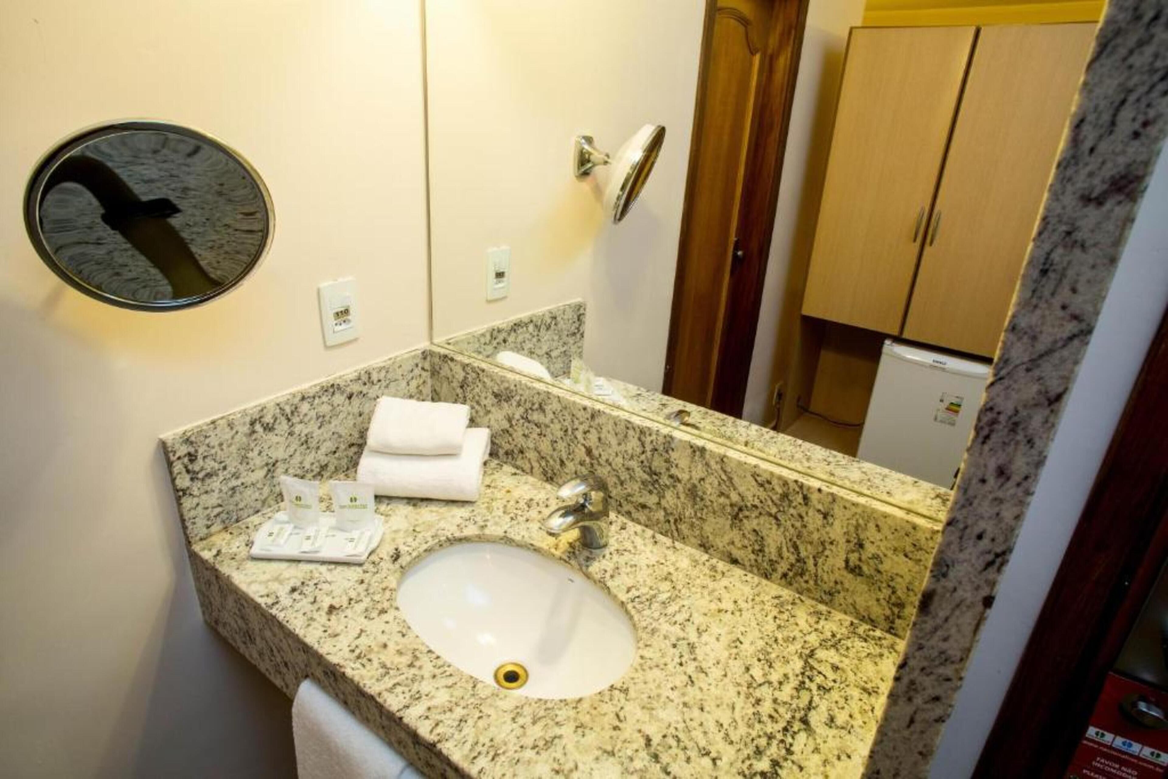 Photo - Hotel Golden Park Campinas Viracopos By Nacional Inn