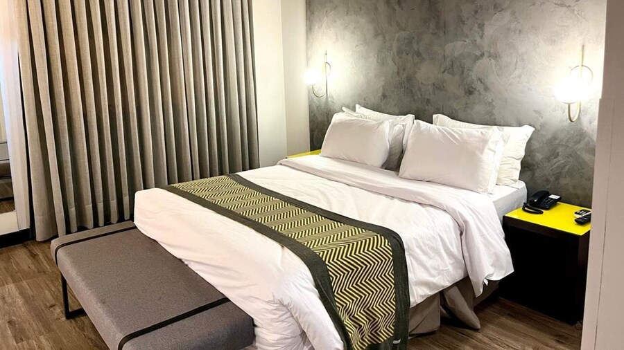 Oasis Tower Hotel