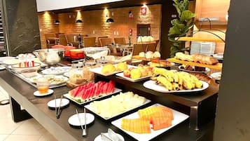 Frokostbuffé er inkludert hver dag