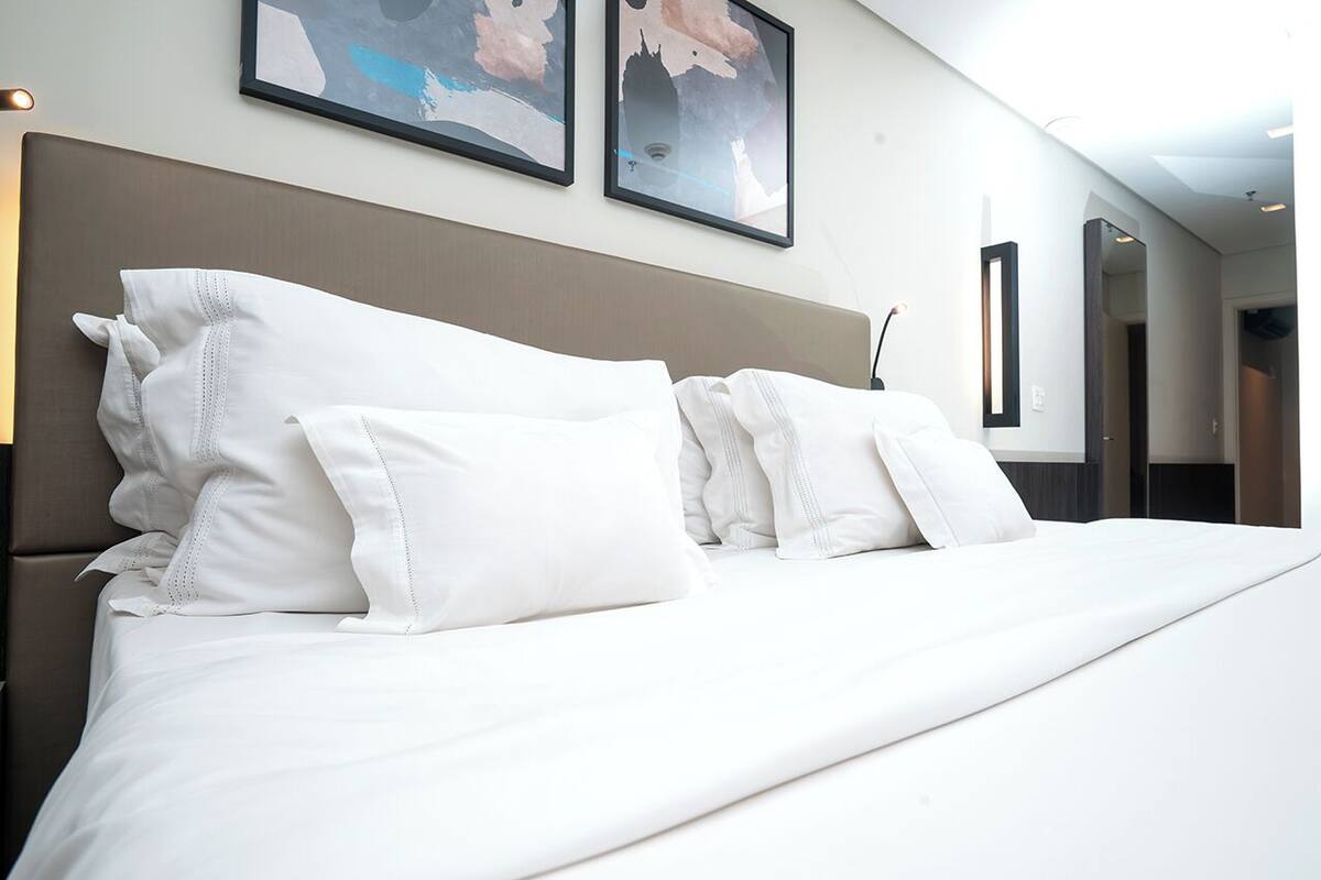 Suíte Premium | Minibar, brankas, meja kerja, dan kedap suara
