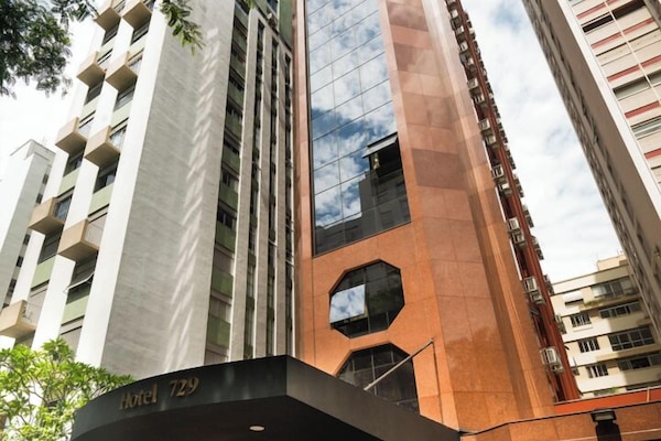 Fachada da propriedade