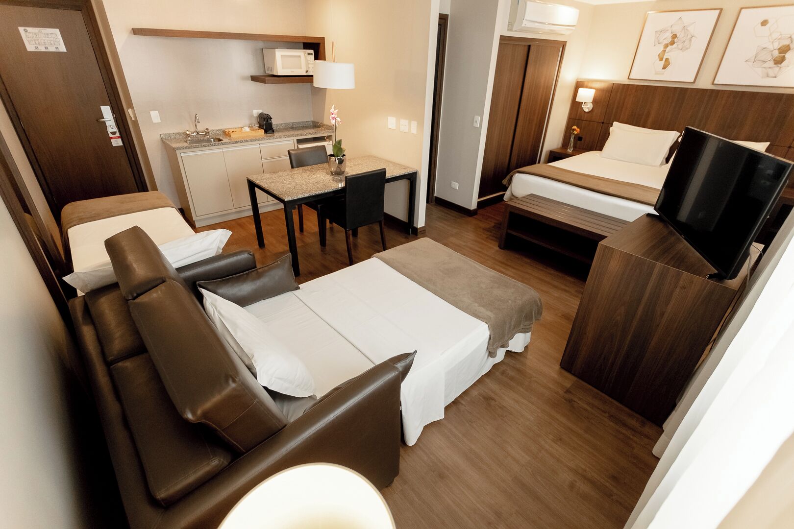 family suite | 1 bedroom, minibar, free cots/infant beds, free wifi