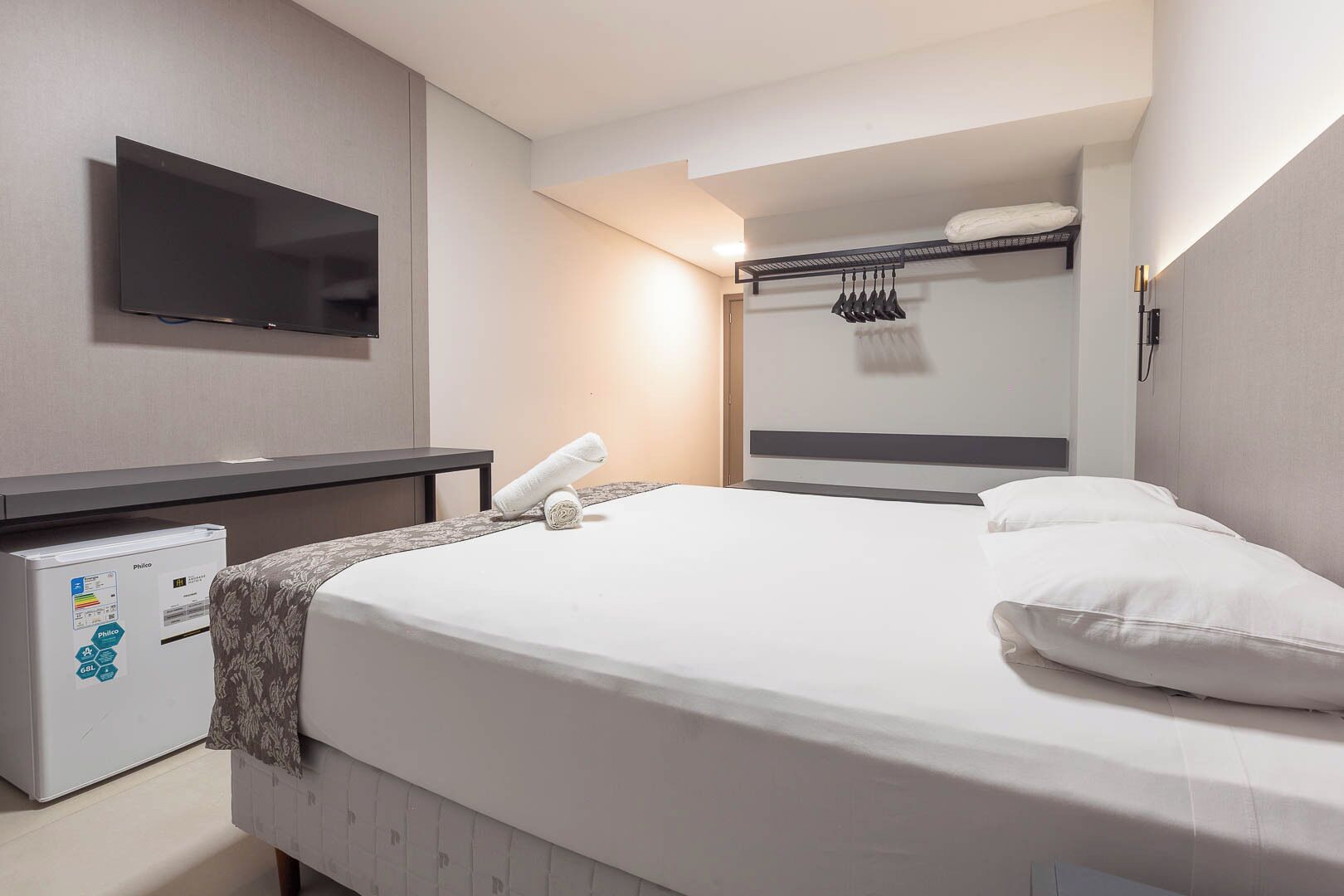 standard double room | 1 bedroom, minibar, blackout curtains, soundproofing