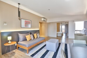 1 bedroom, minibar, in-room safe, blackout curtains