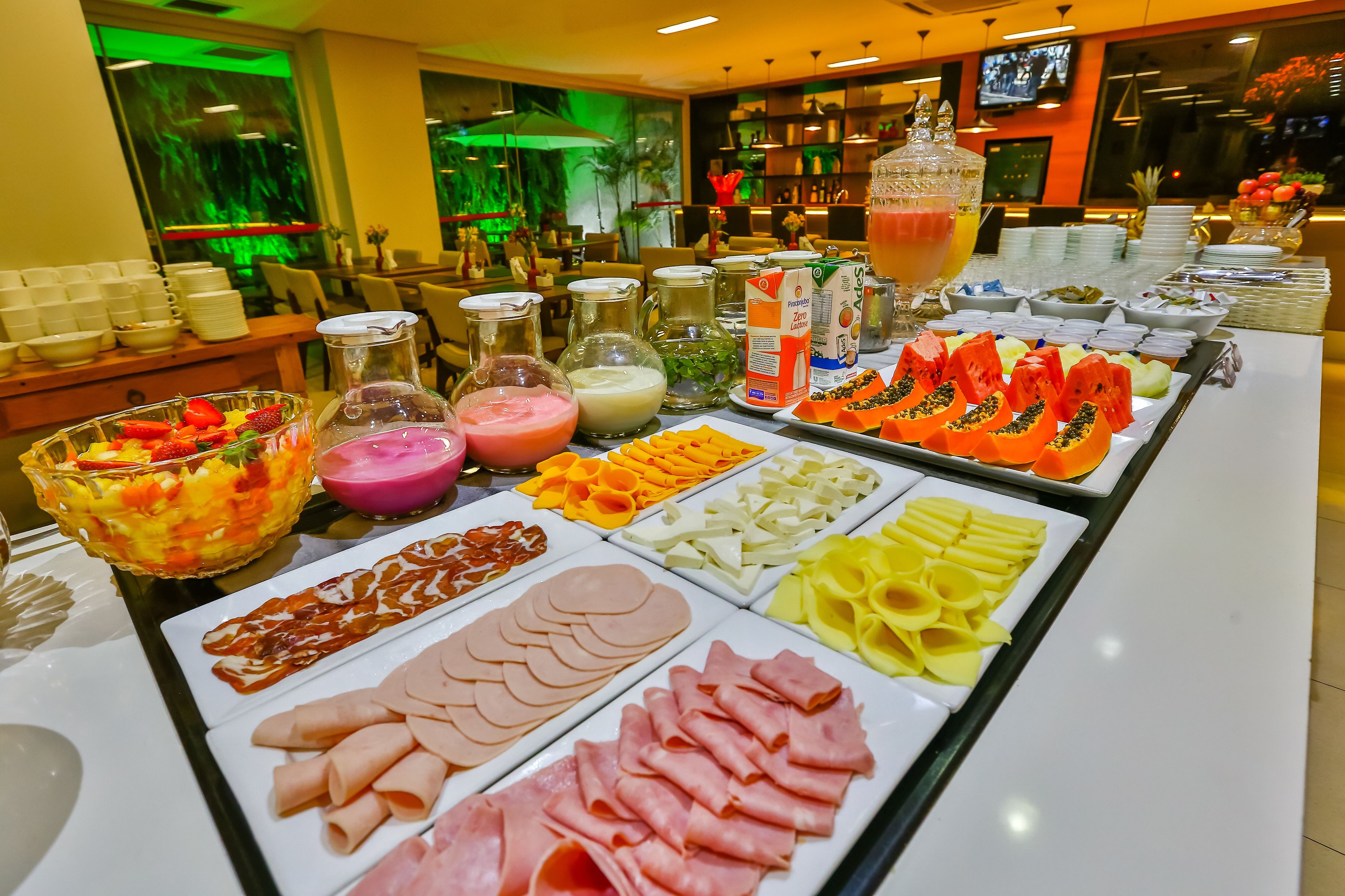 Dagelijks ontbijtbuffet inbegrepen